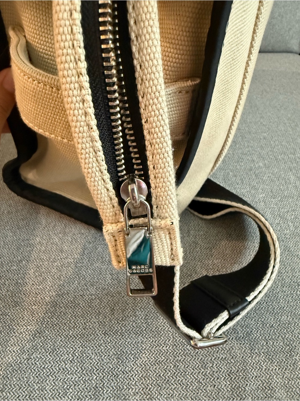 Marc Jacobs The Jacquard Medium Tote Bag - Picture 5 of 5